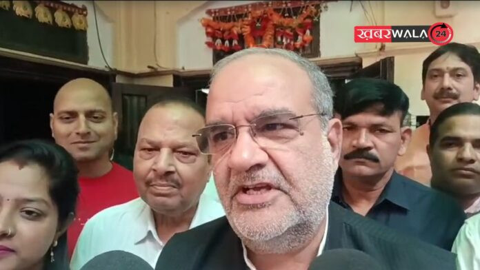 Hapur: यूपी BJP प्रदेश अध्यक्ष भूपेंद्र सिंह चौधरी ने लज्जा रानी गर्ग से की मुलाकात, ‘वंदे मातरम’ उत्सव और सरदार पटेल पदयात्रा की घोषणा