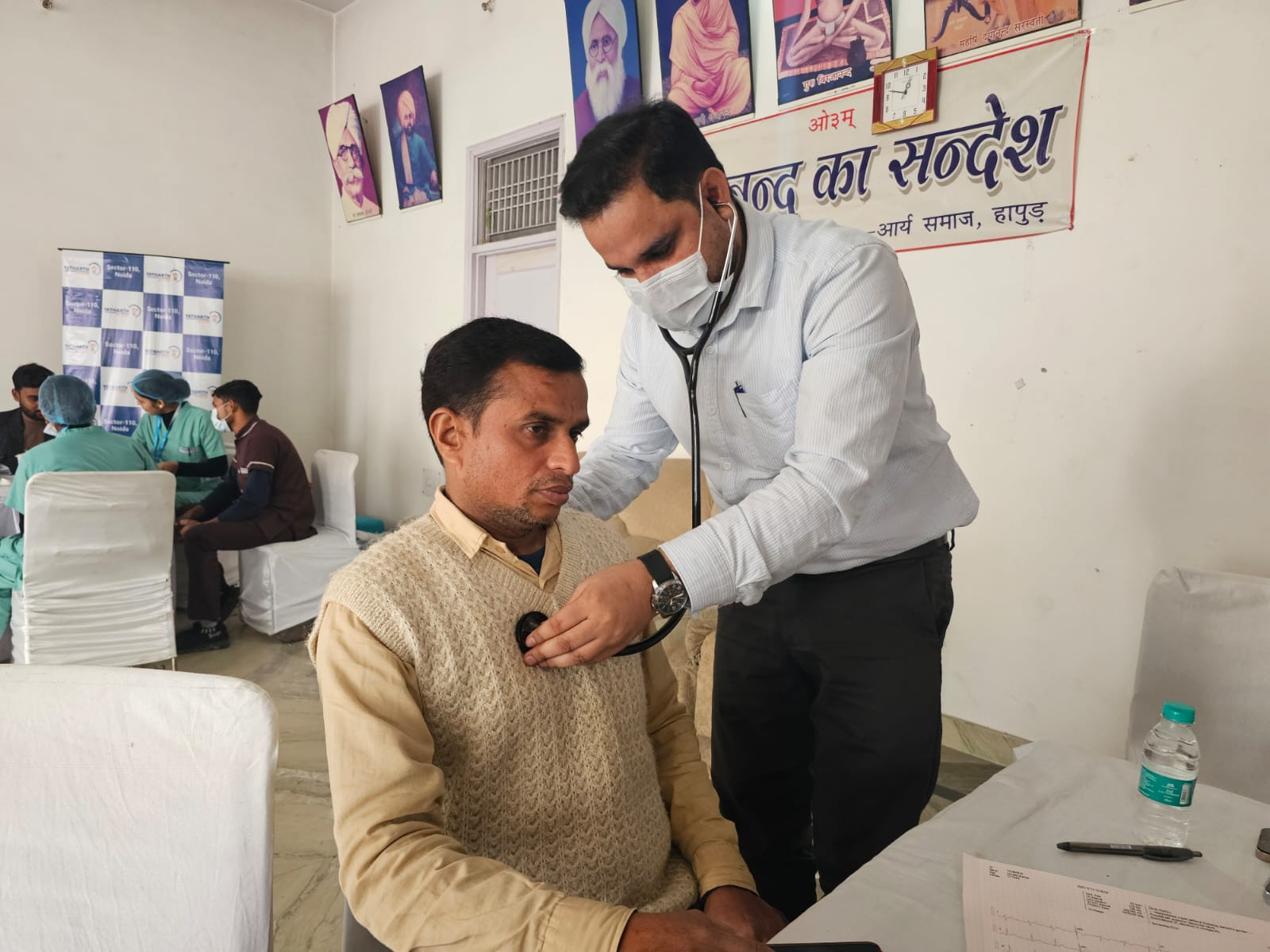 हापुड़ में लायन्स क्लब ने लगाया मुफ्त स्वास्थ्य जांच शिविर, 90 से ज्यादा लोगों ने उठाया लाभ