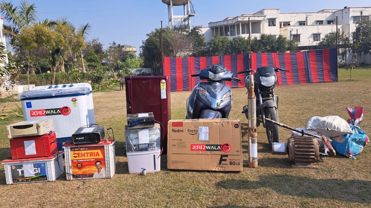 हापुड़: बाल अपराधी समेत 6 शातिर चोर गिरफ्तार, लाखों का सामान बरामद