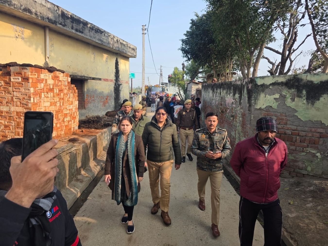 डोडा सड़क हादसा: hapur के लाल शहीद रिंकल बालियान का पार्थिव शरीर गांव पहुंचा, भारत मां की जय से गुंज उठा भटैल 1 Hapur-