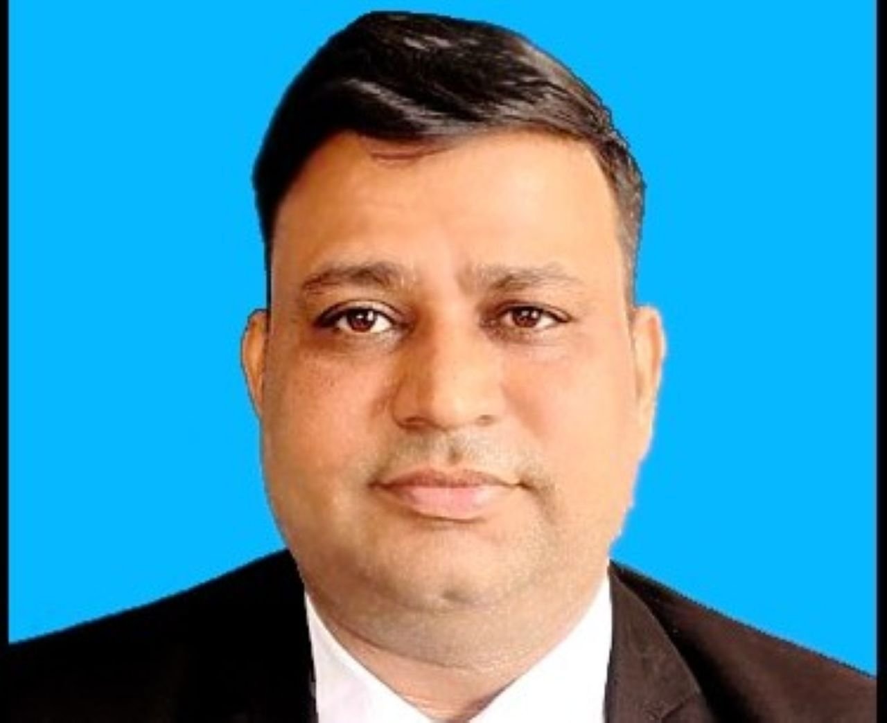 Hapur news 21 लाख रुपये का चैक बाउंस होने पर बड़ी कार्रवाई, दोषी को 2 साल की जेल और 35 लाख का जुर्माना 1 Hapur news (परिवादी के अधिवक्ता सचिन कुमार गुप्ता नंदी)